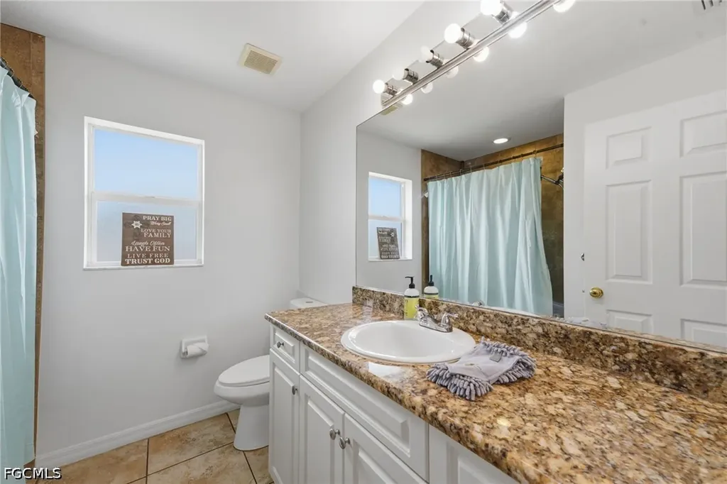 3418 Oasis Boulevard Cape Coral FL 33914