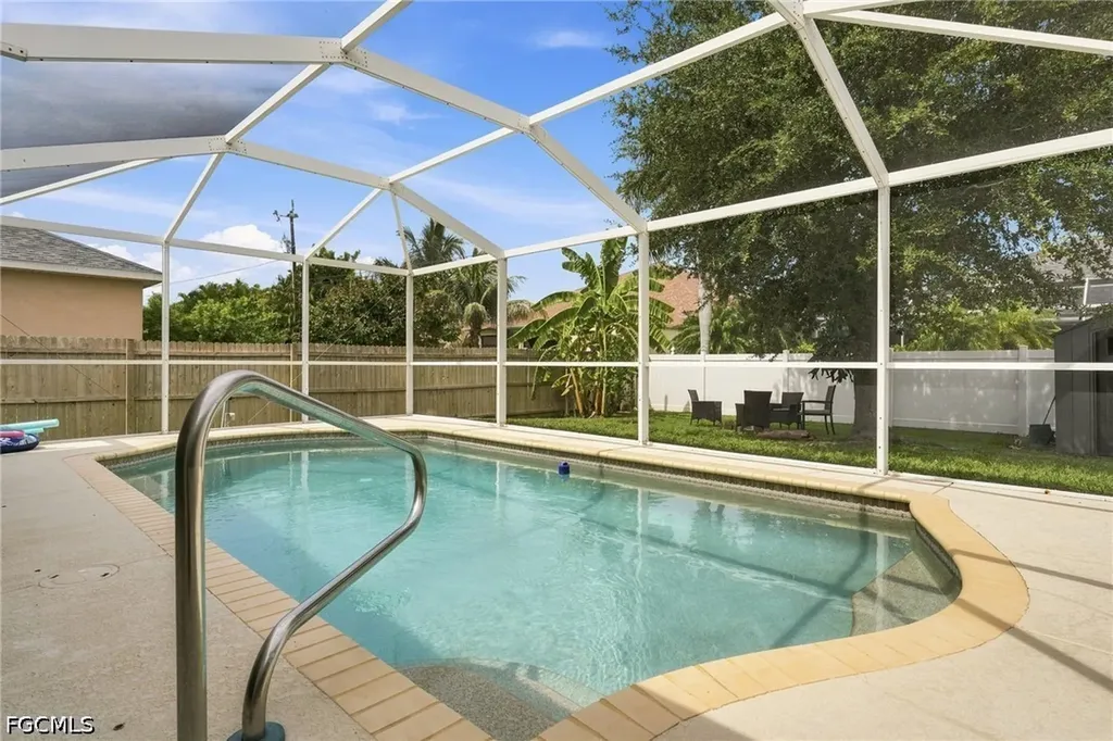 3418 Oasis Boulevard Cape Coral FL 33914