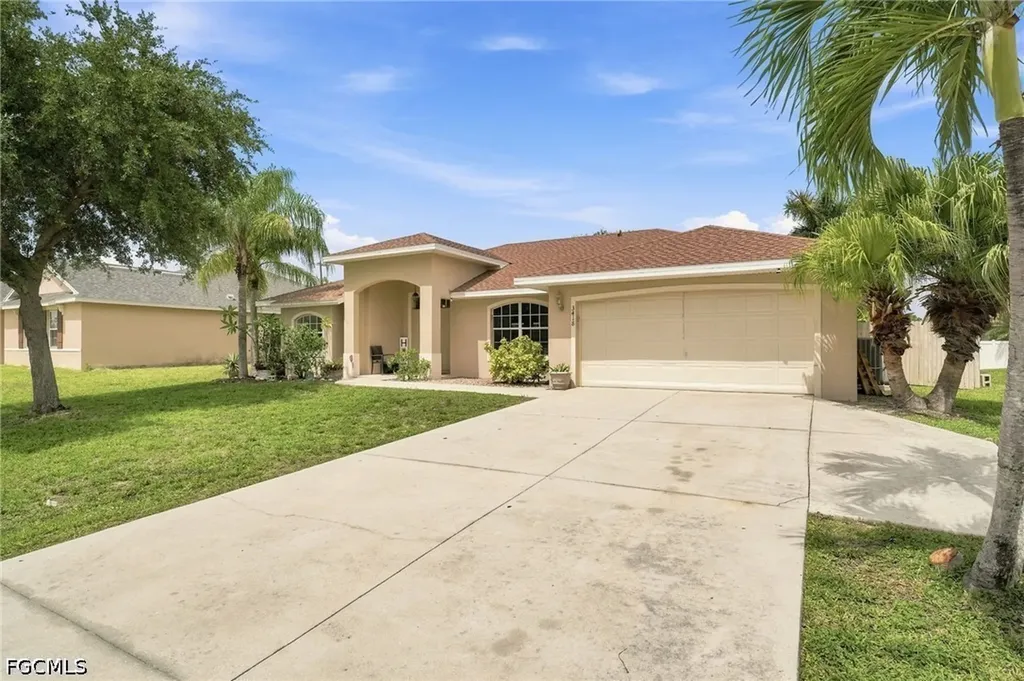 3418 Oasis Boulevard Cape Coral FL 33914