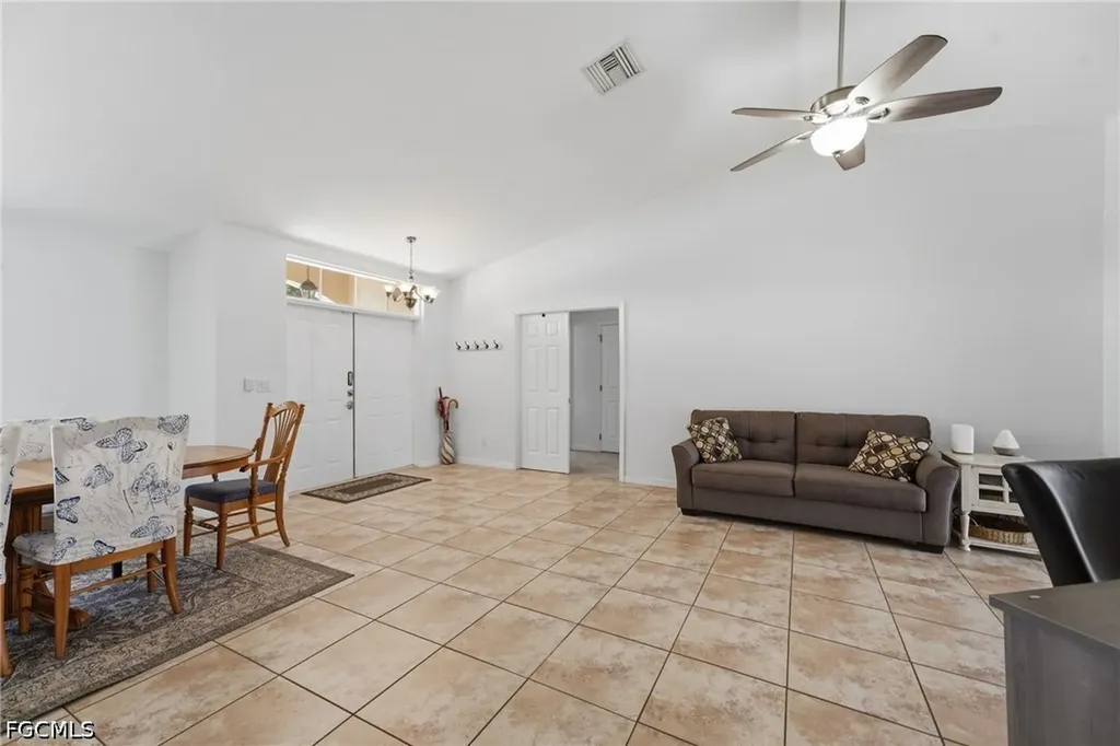 3418 Oasis Boulevard Cape Coral FL 33914