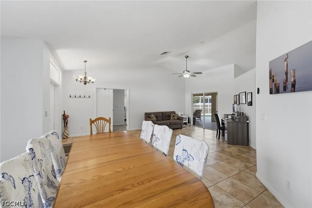 3418 Oasis Boulevard Cape Coral FL 33914