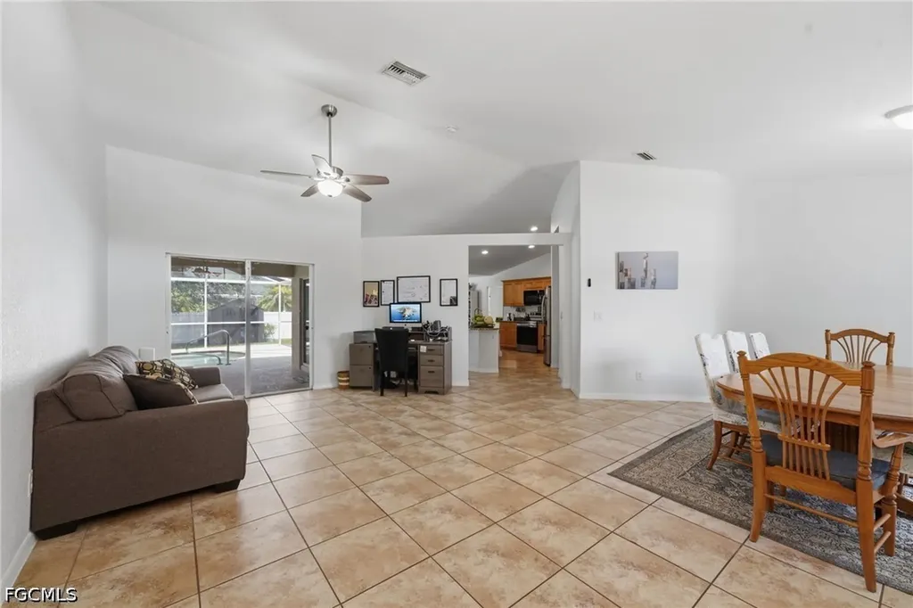 3418 Oasis Boulevard Cape Coral FL 33914