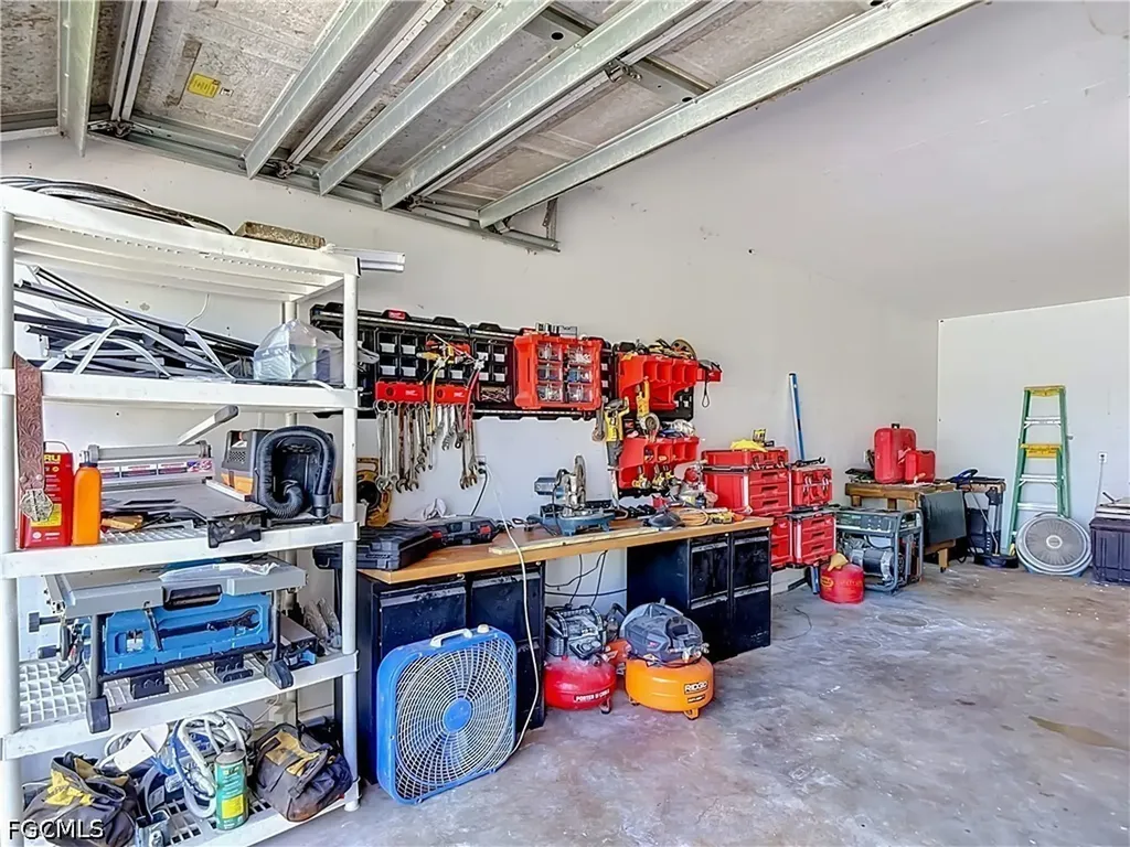 2795 River Road Moore Haven FL 33471