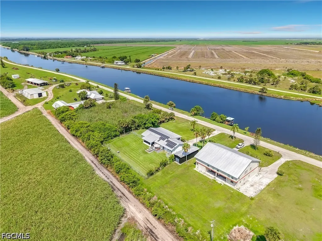 2795 River Road Moore Haven FL 33471