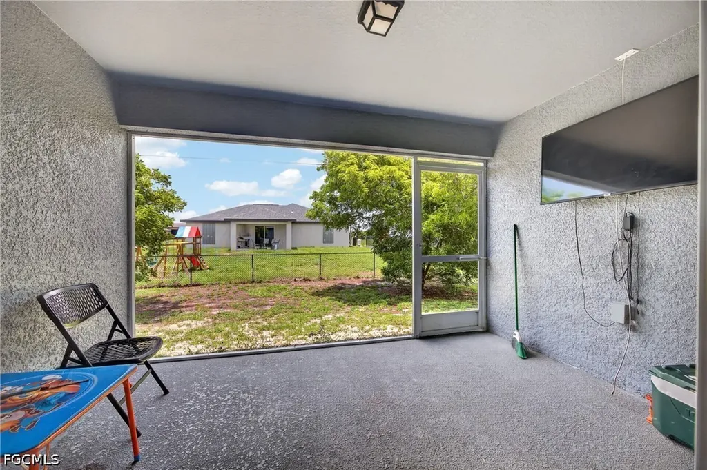 1139 NW 14th Terrace Cape Coral FL 33993