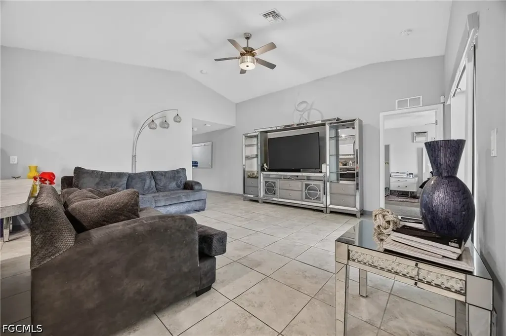 1139 NW 14th Terrace Cape Coral FL 33993