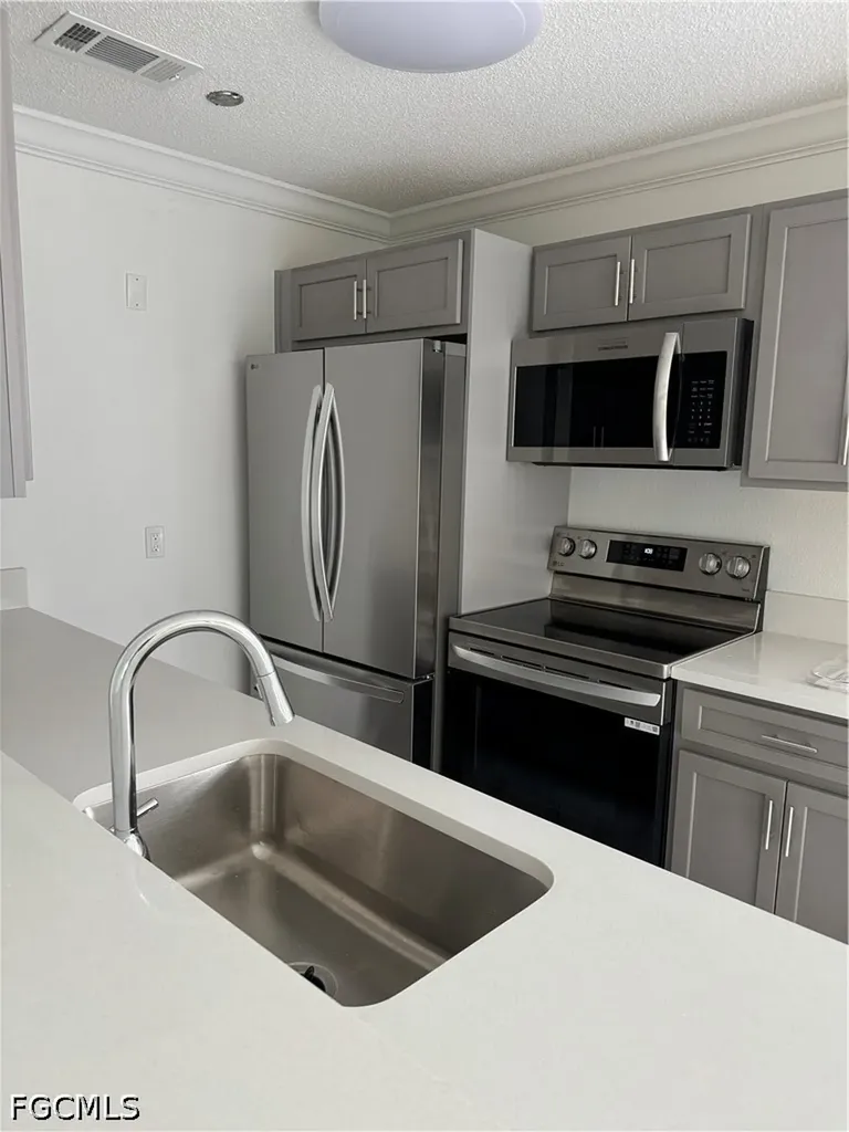 3225 E Riverside Drive Fort Myers FL 33916