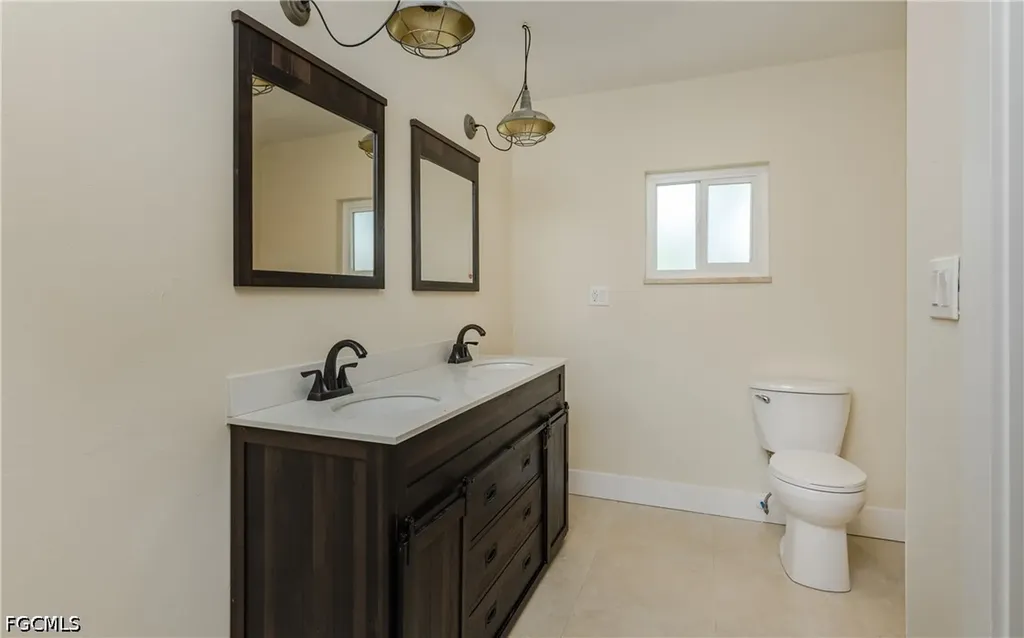529 Coral Drive Cape Coral FL 33904