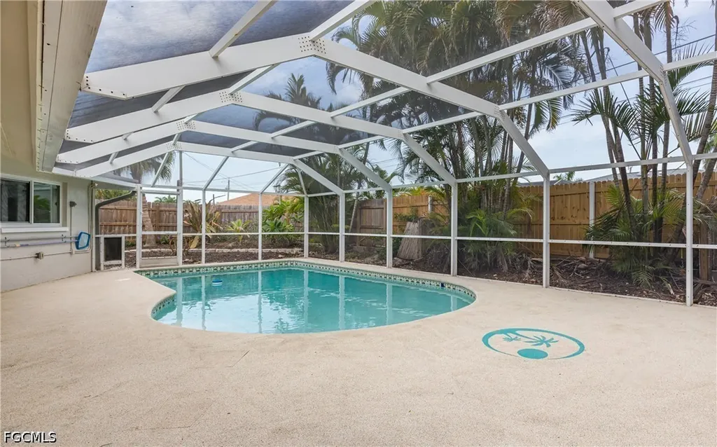 529 Coral Drive Cape Coral FL 33904