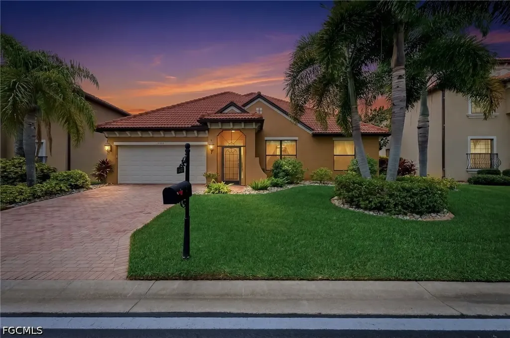 12382 Country Day Circle Fort Myers FL 33913
