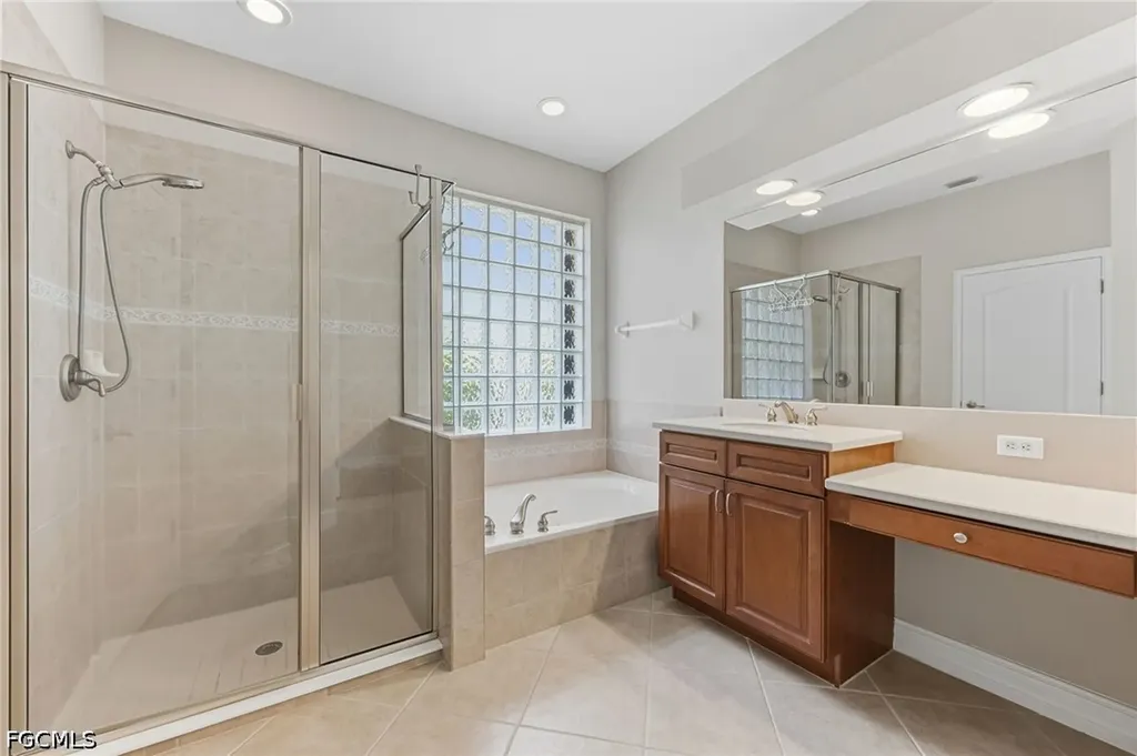 12382 Country Day Circle Fort Myers FL 33913