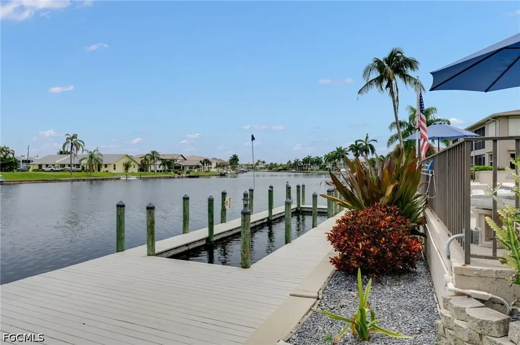 511 SE 43rd Street Cape Coral FL 33904