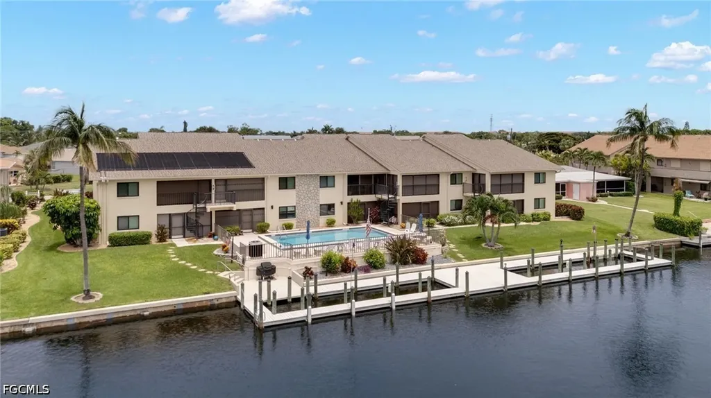 511 SE 43rd Street Cape Coral FL 33904