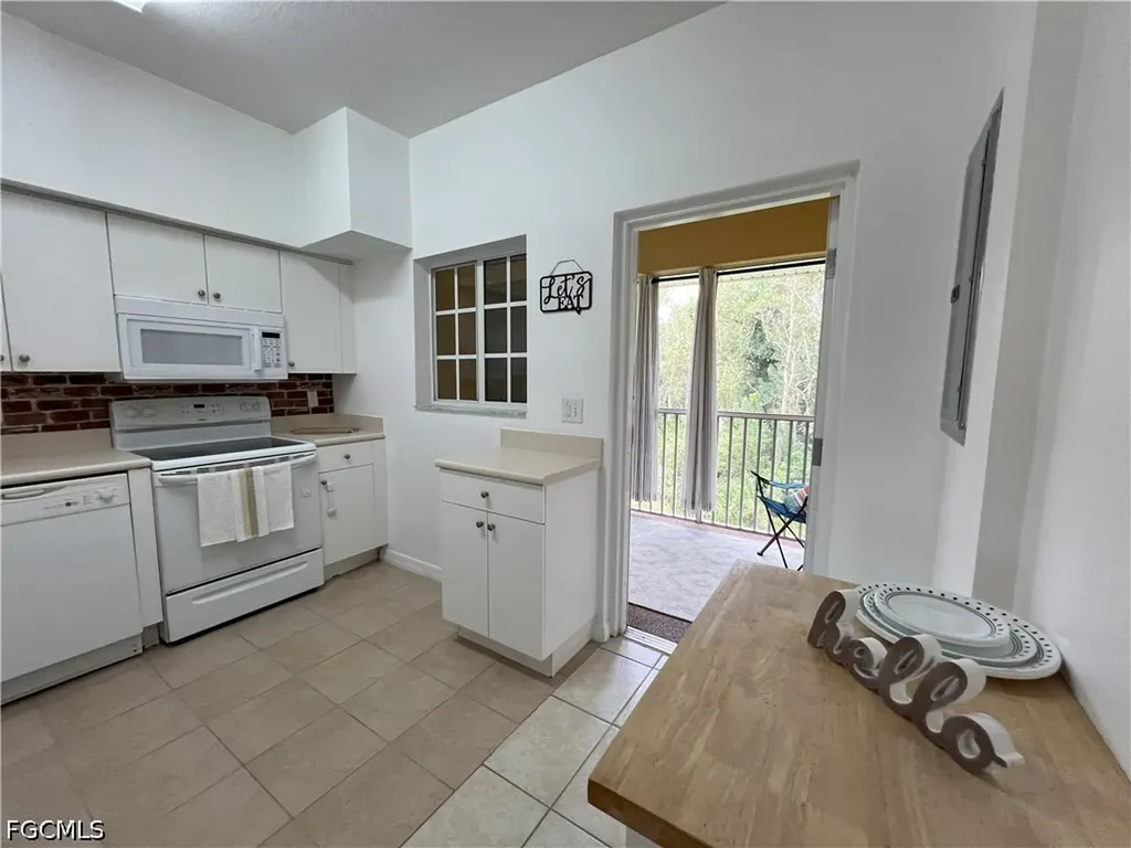 8407 Bernwood Cove Loop Fort Myers FL 33966