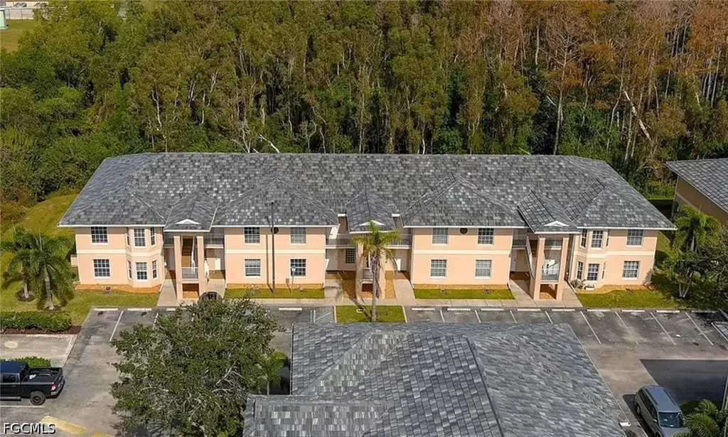 8407 Bernwood Cove Loop Fort Myers FL 33966