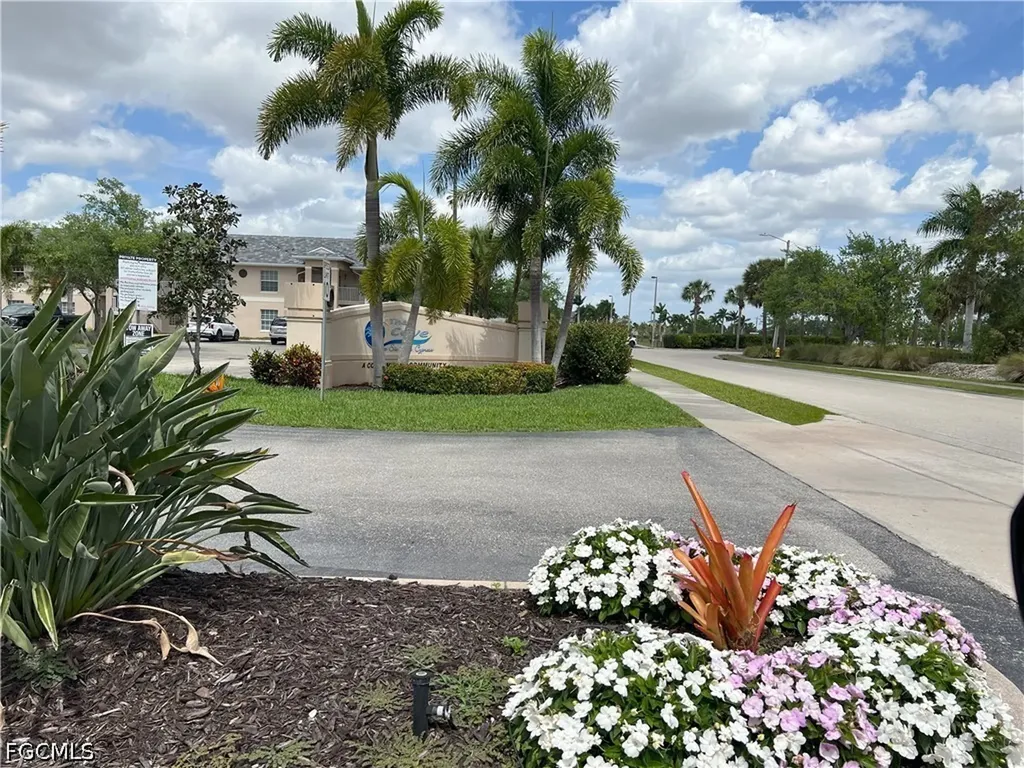 8407 Bernwood Cove Loop Fort Myers FL 33966