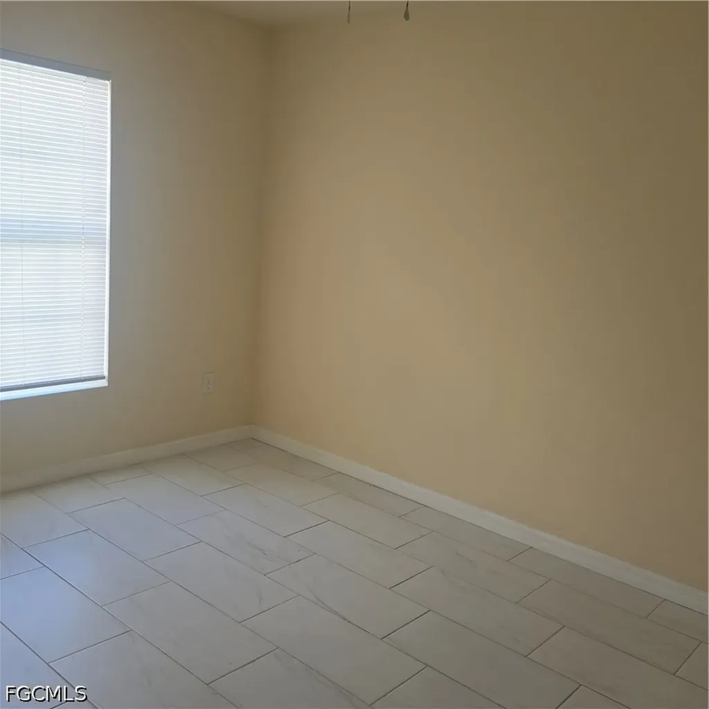 203 SE 13th Street Cape Coral FL 33990