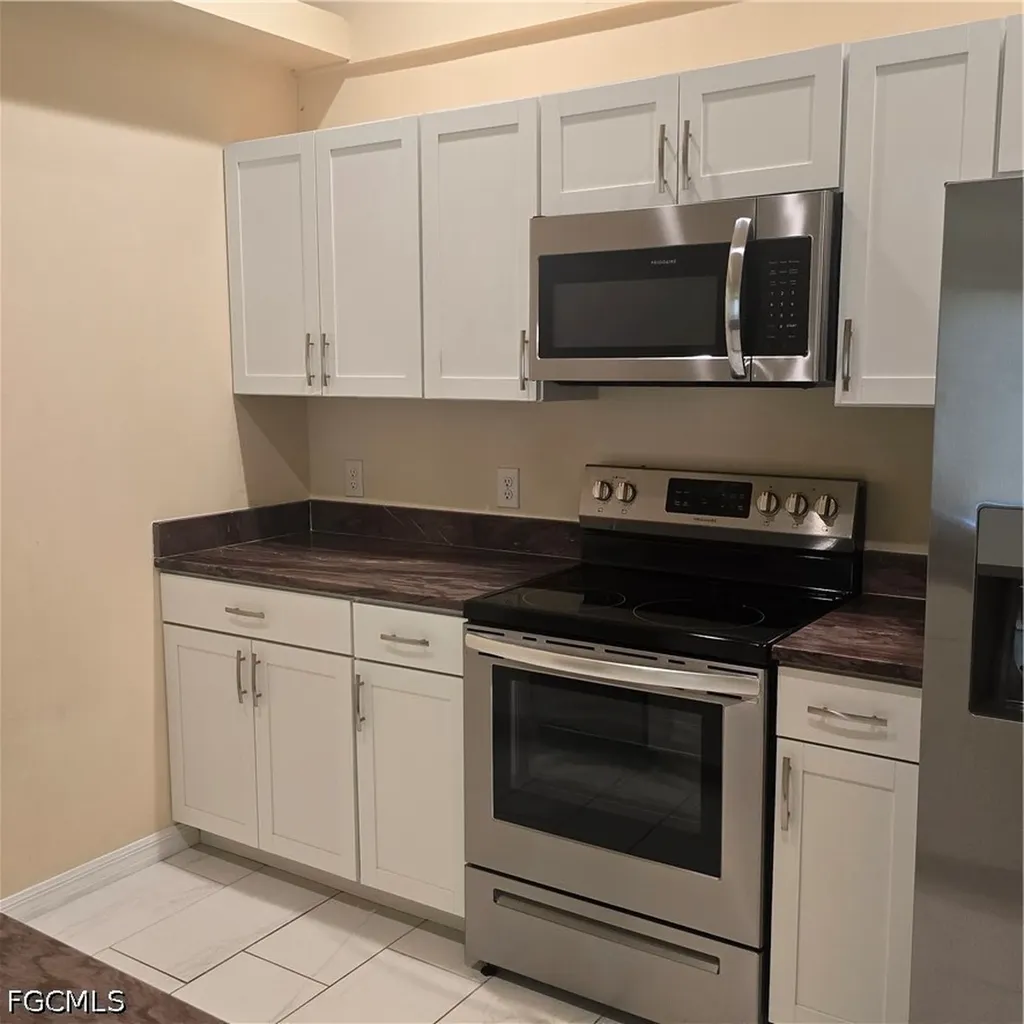 203 SE 13th Street Cape Coral FL 33990
