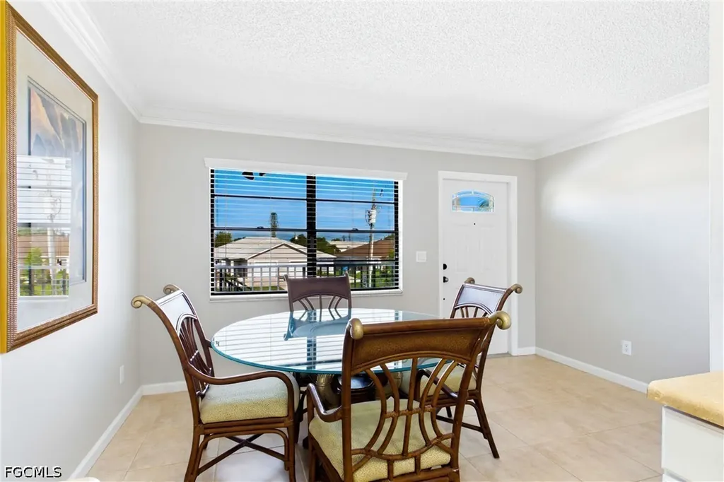 4711 SE 5th Avenue Cape Coral FL 33904
