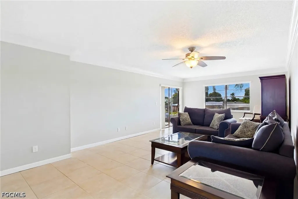 4711 SE 5th Avenue Cape Coral FL 33904