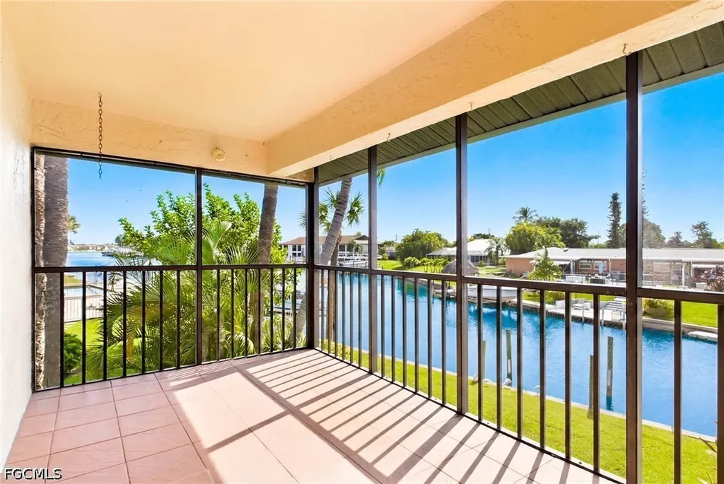 4711 SE 5th Avenue Cape Coral FL 33904