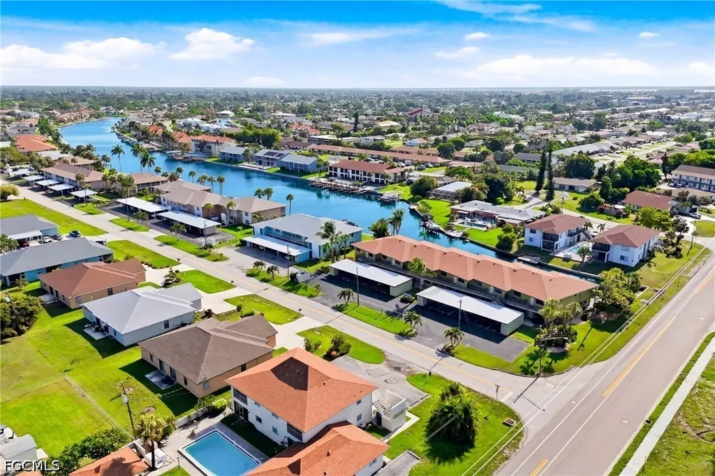 4711 SE 5th Avenue Cape Coral FL 33904