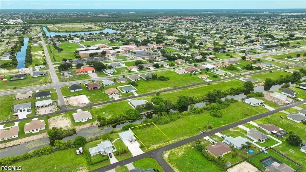 1025 NE 15th Terrace Cape Coral FL 33909