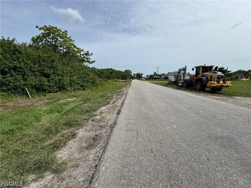 2707 NE 22nd Place Cape Coral FL 33909