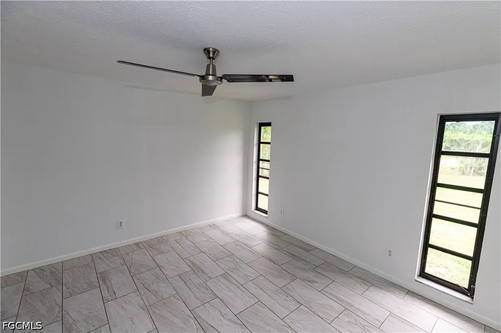25572 Fenner Circle Bonita Springs FL 34135