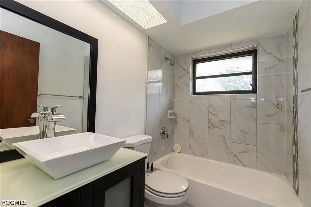 25572 Fenner Circle Bonita Springs FL 34135