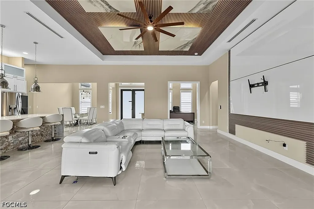 455 SE 17th Avenue Cape Coral FL 33990