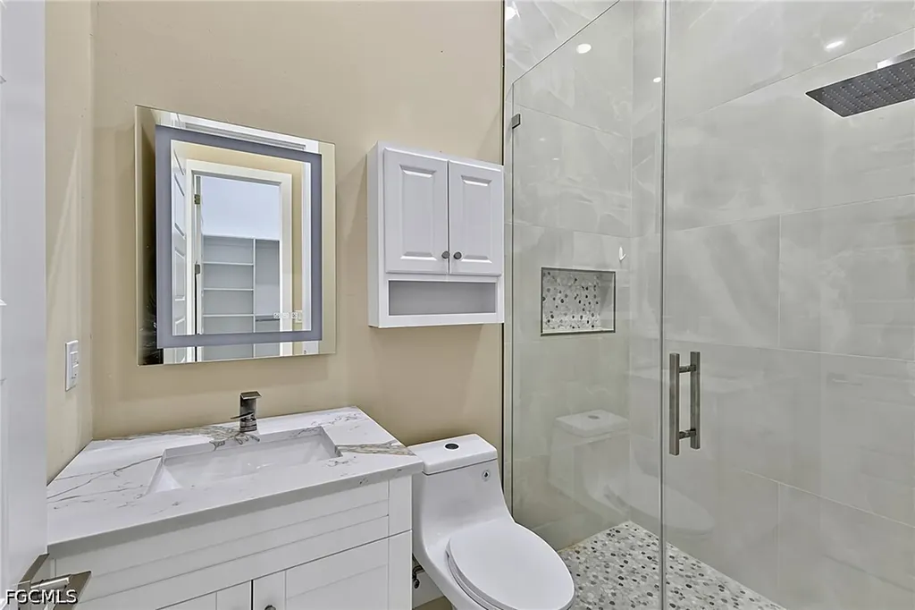 455 SE 17th Avenue Cape Coral FL 33990