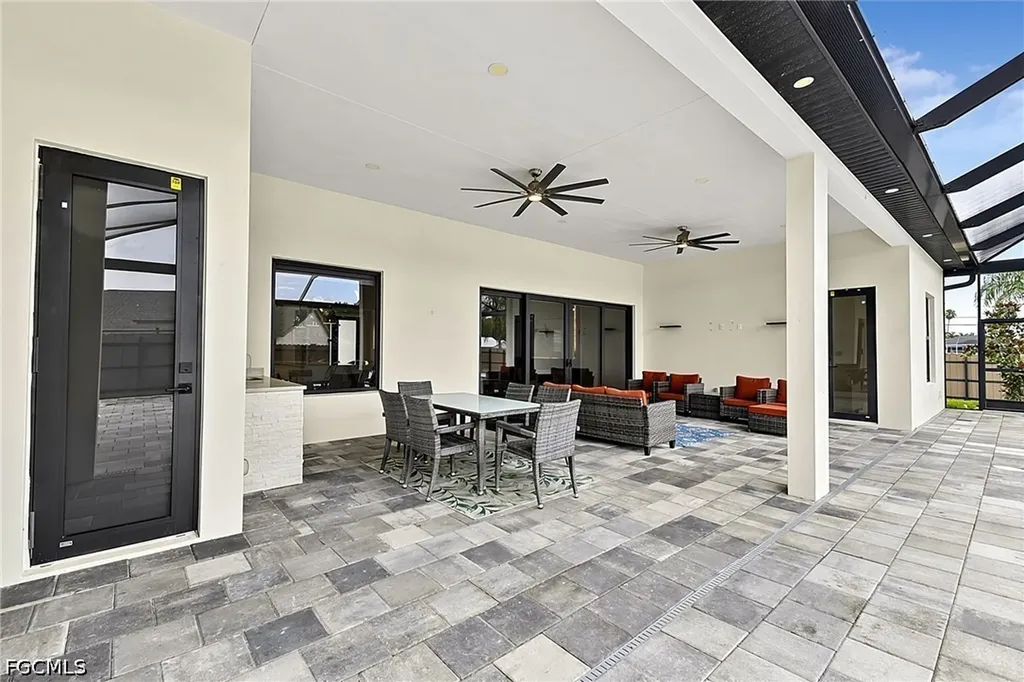 455 SE 17th Avenue Cape Coral FL 33990