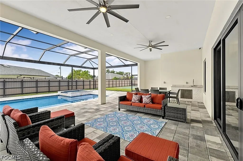 455 SE 17th Avenue Cape Coral FL 33990