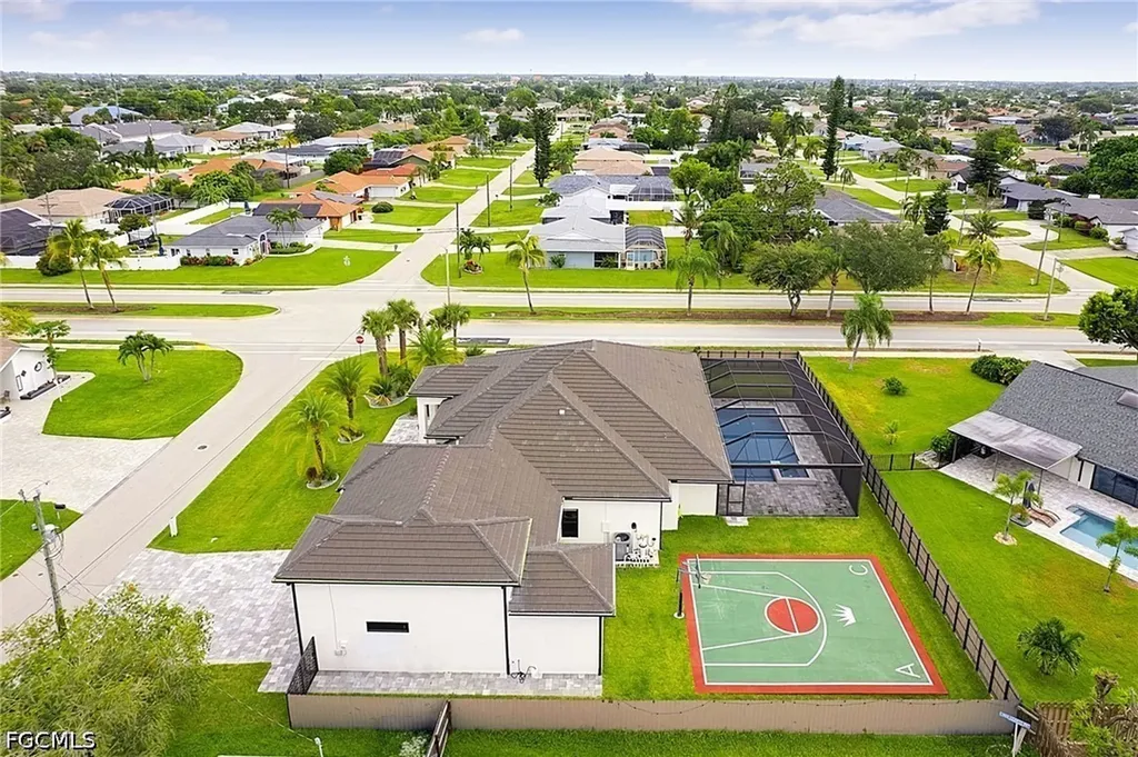 455 SE 17th Avenue Cape Coral FL 33990