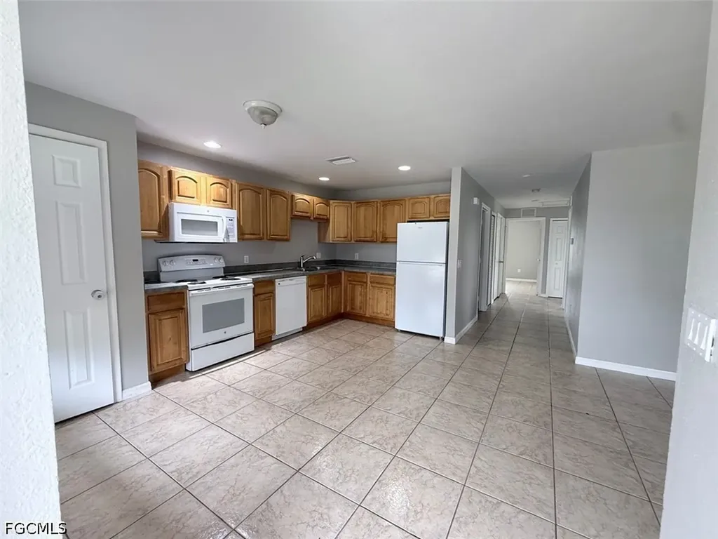 208 Hightower Avenue S Lehigh Acres FL 33973