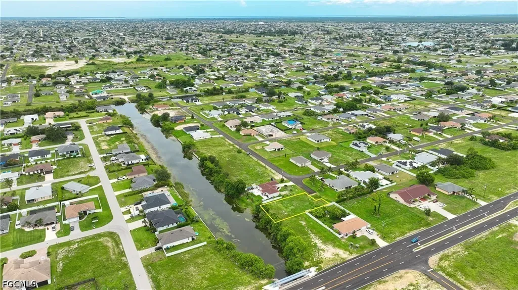 722 NE 12th Street Cape Coral FL 33909