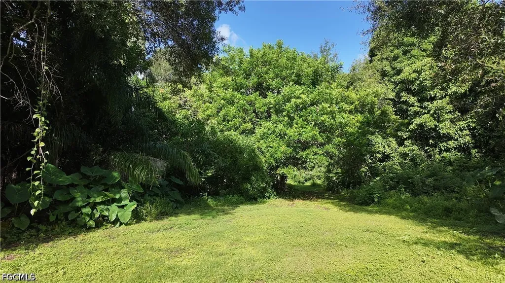6969 Magnolia Lane Fort Myers FL 33966