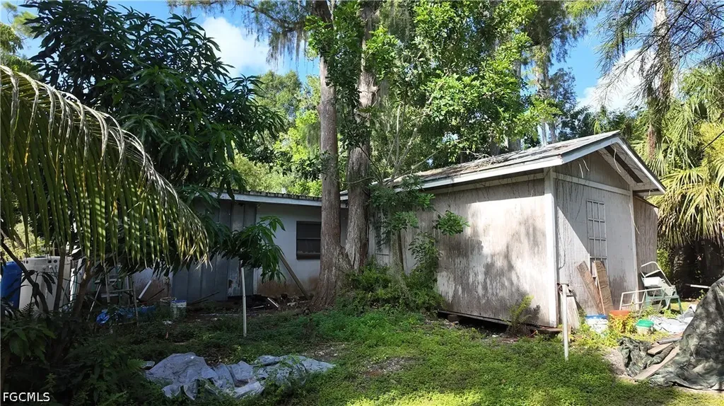 6969 Magnolia Lane Fort Myers FL 33966