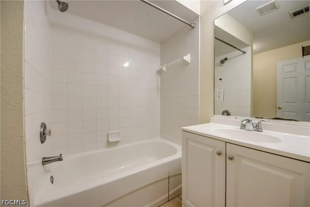1823 NW 19th Avenue Cape Coral FL 33993