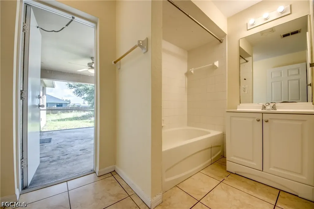 1823 NW 19th Avenue Cape Coral FL 33993