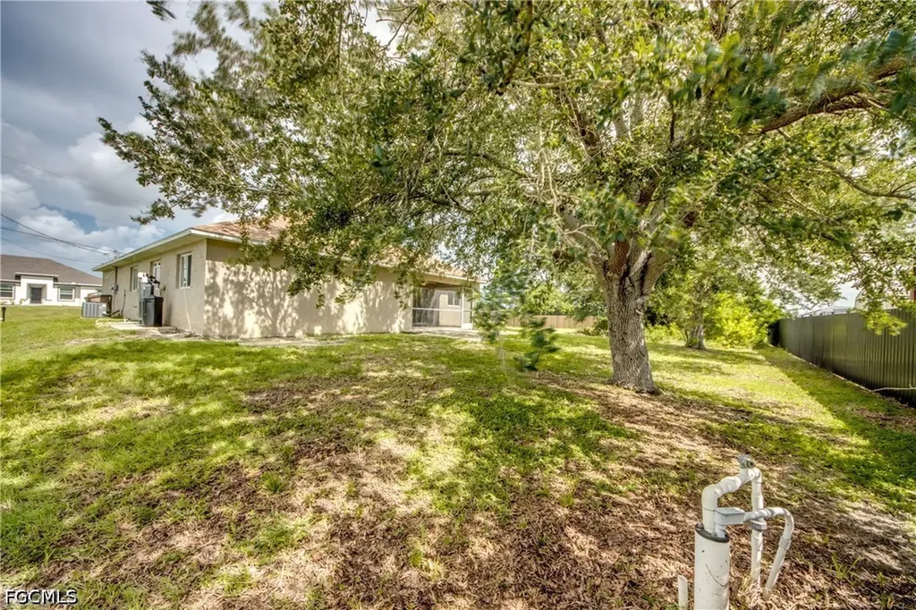 1823 NW 19th Avenue Cape Coral FL 33993