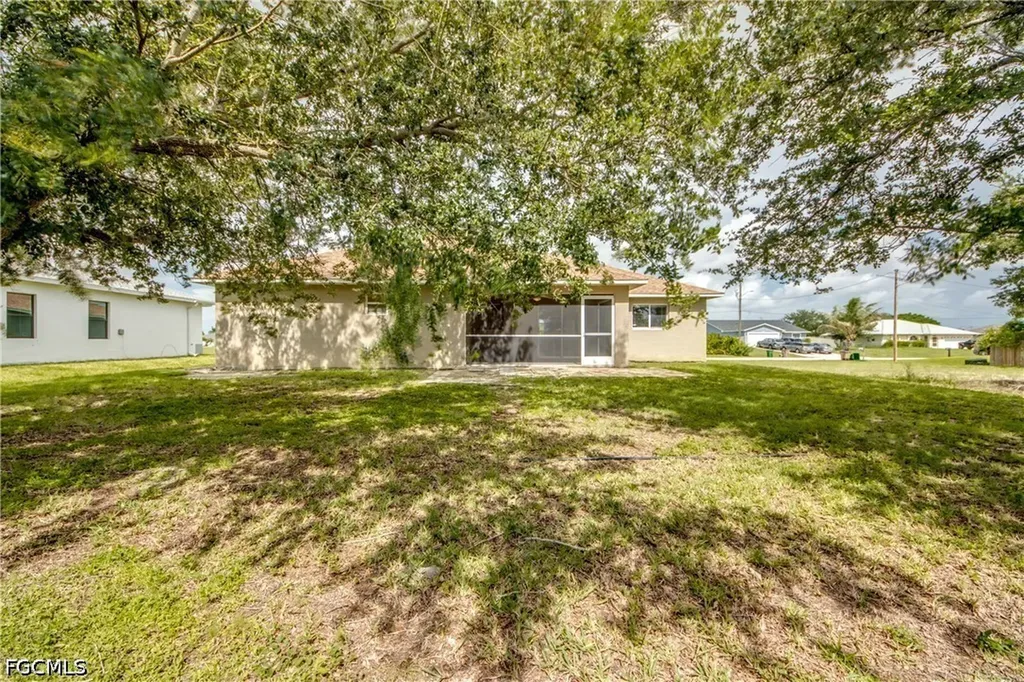 1823 NW 19th Avenue Cape Coral FL 33993