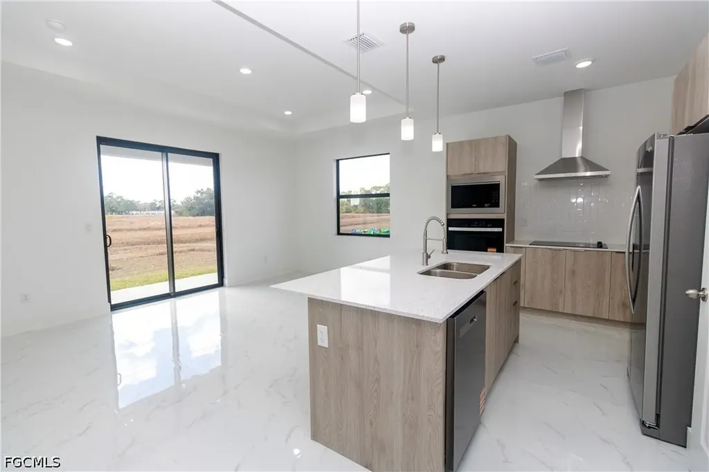 1842 Tuxford Avenue Lehigh Acres FL 33972