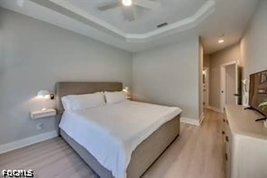 702 SW 52nd Street Cape Coral FL 33914