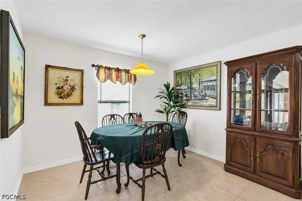 4529 SW 10th Avenue Cape Coral FL 33914