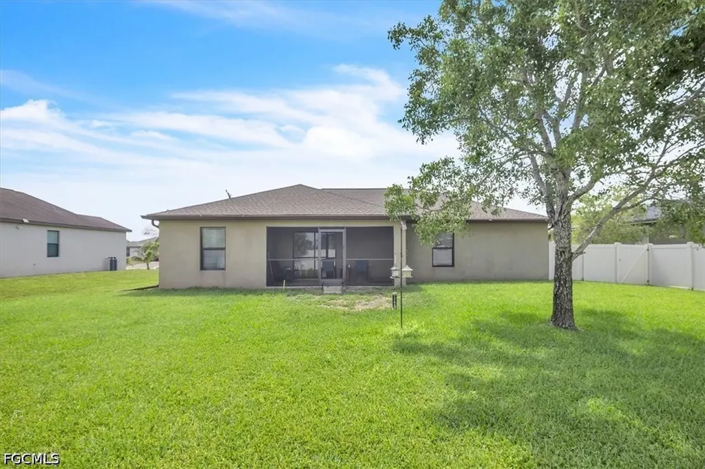 4529 SW 10th Avenue Cape Coral FL 33914