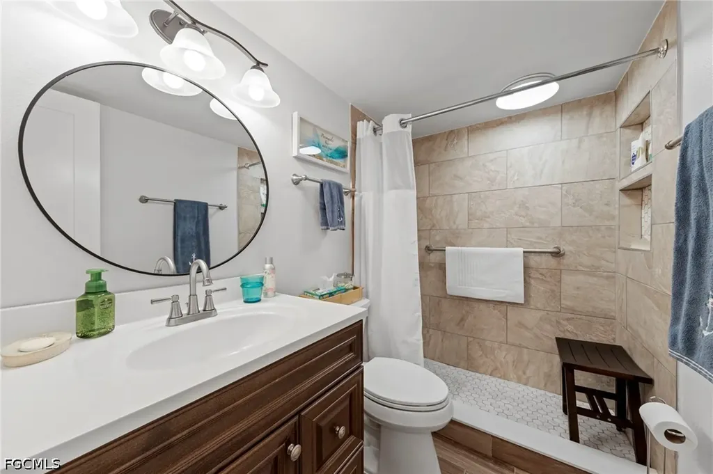7104 Nantucket Circle North Fort Myers FL 33917