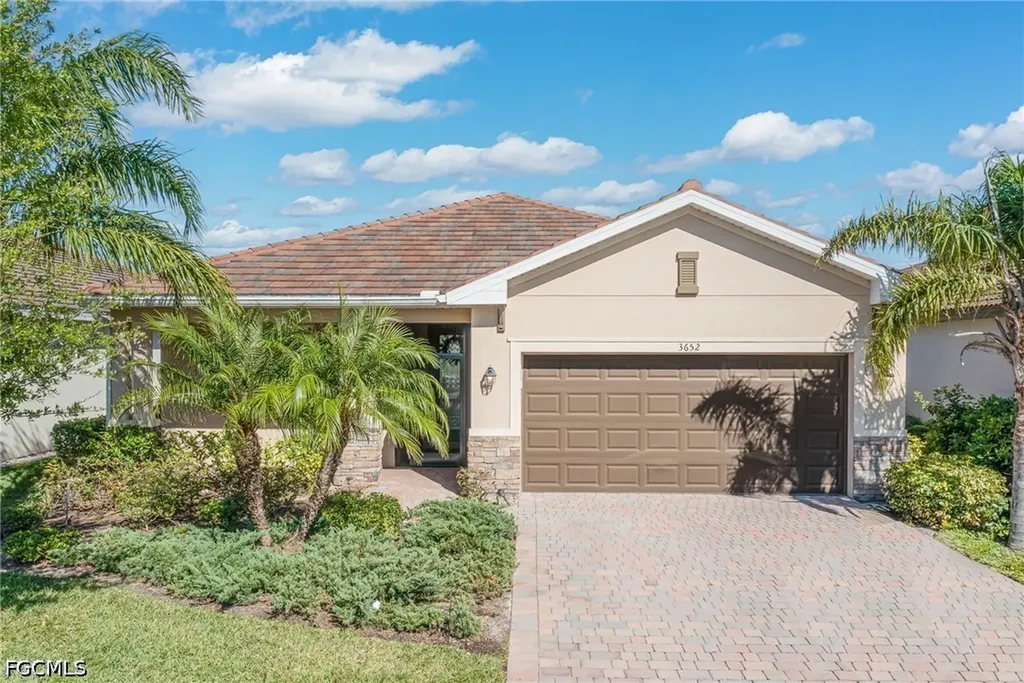 3652 E Hampton Circle Alva FL 33920