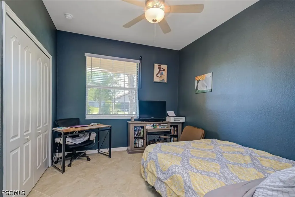 3652 E Hampton Circle Alva FL 33920